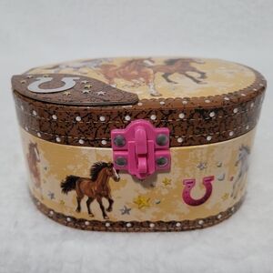 Hot Focus Dashing Horse Oval Shaped Musical Jewelry Box